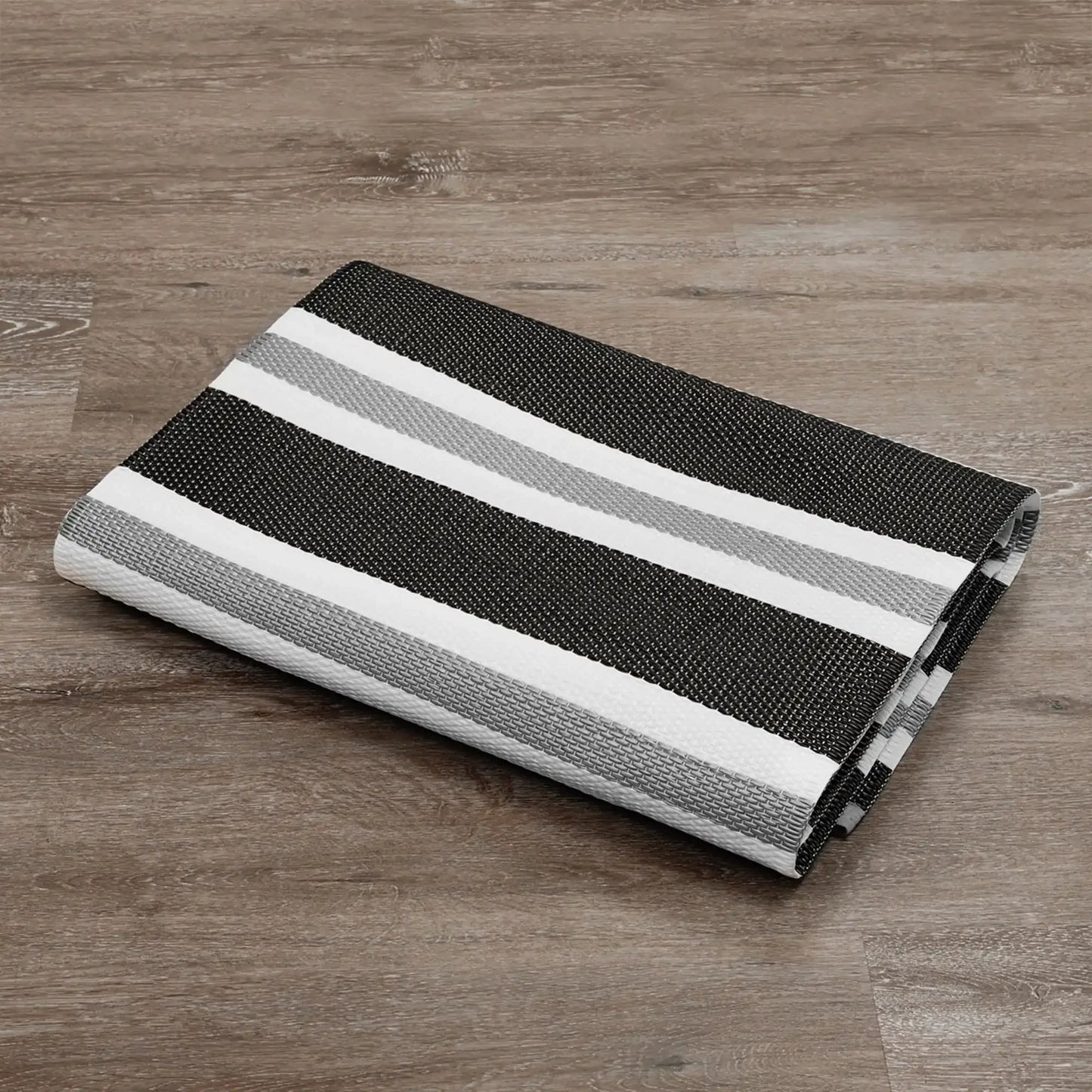 Outdoor Waterproof Reversible Rug For Patios And Camping