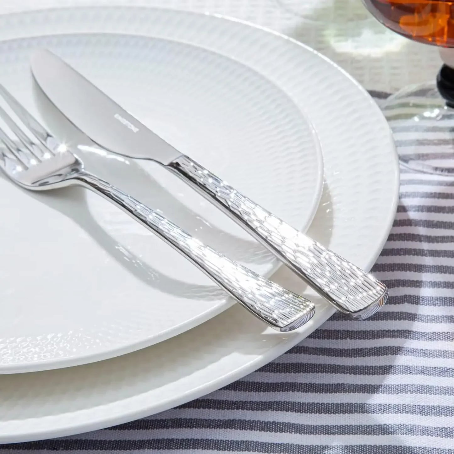 Hammered Silverware Set 18/10 Stainless Steel With Ripple Handles