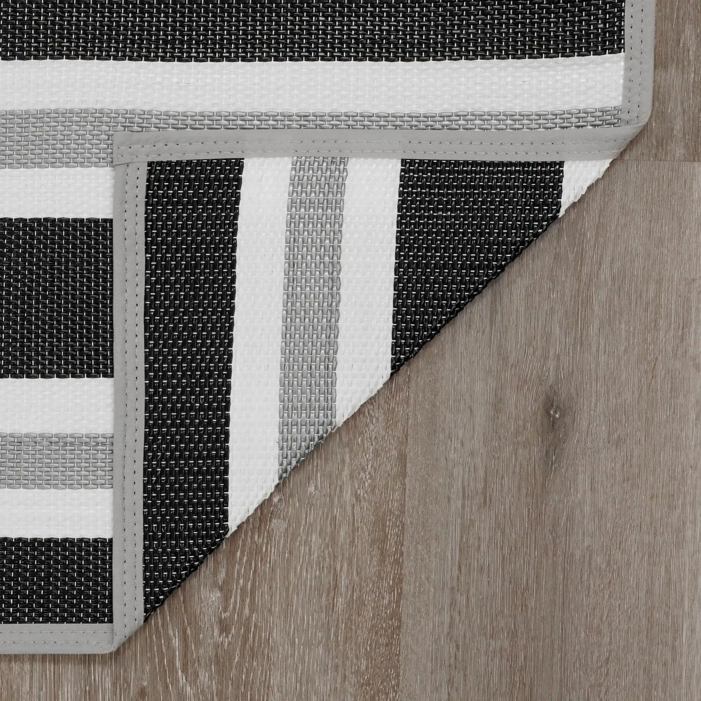 Outdoor Waterproof Reversible Rug For Patios And Camping